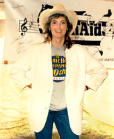 Emmylou at FarmAid 1985